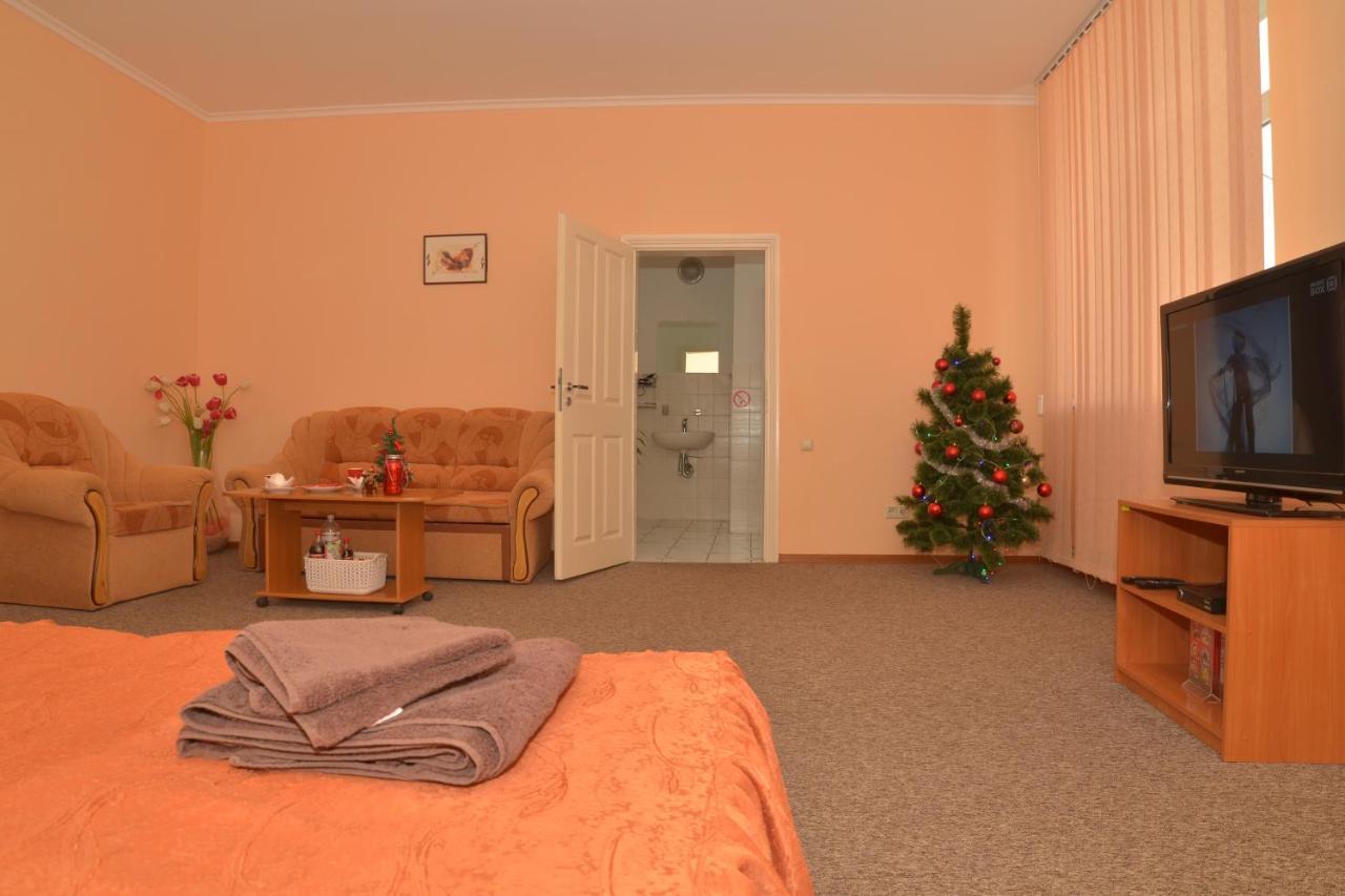 Отель "Экспресс" Jitomir Exterior foto