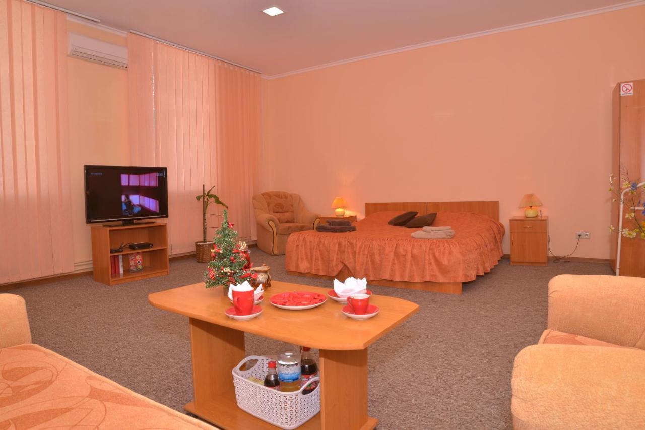 Отель "Экспресс" Jitomir Exterior foto