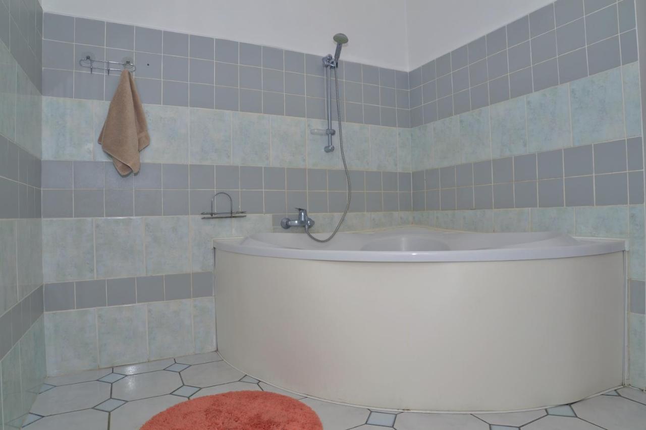 Отель "Экспресс" Jitomir Exterior foto